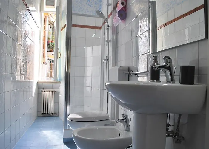 San Peter's Corner לינה וארוחת בוקר 4*